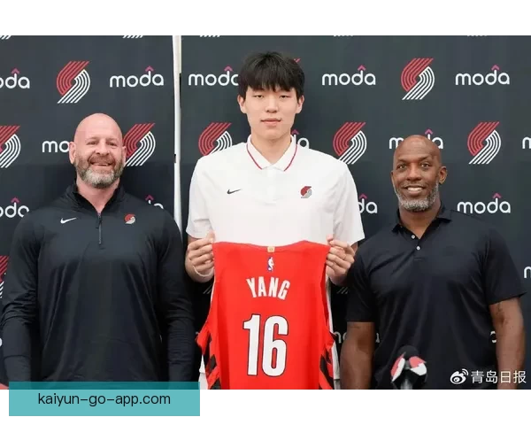 斯普利特赞杨瀚森进步显著 从季初时间减少到成长为更好球员